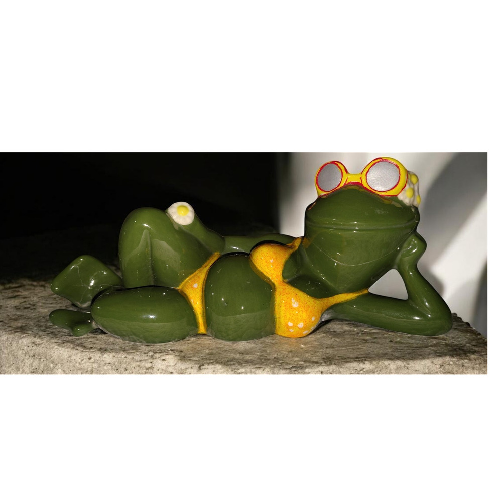 Vintage 1970s Arnel’s Ceramic Sunbathing Frog - Bikini & Sunglasses Retro Kitsch